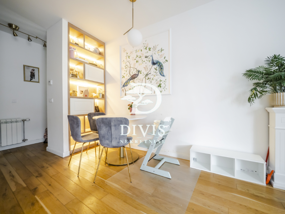 Stan na prodaju u Beogradu, Olimp, troiposoban, 74m2, cena 286000 evra