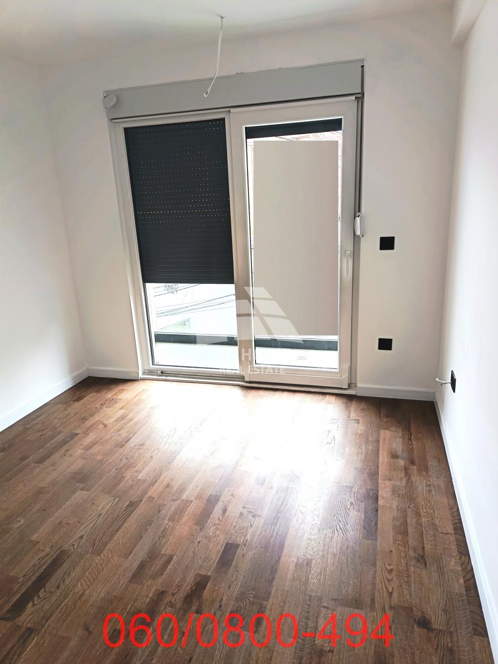 Stan na prodaju u Beogradu, Voždovac, trosoban, 76m2, cena 180000 evra