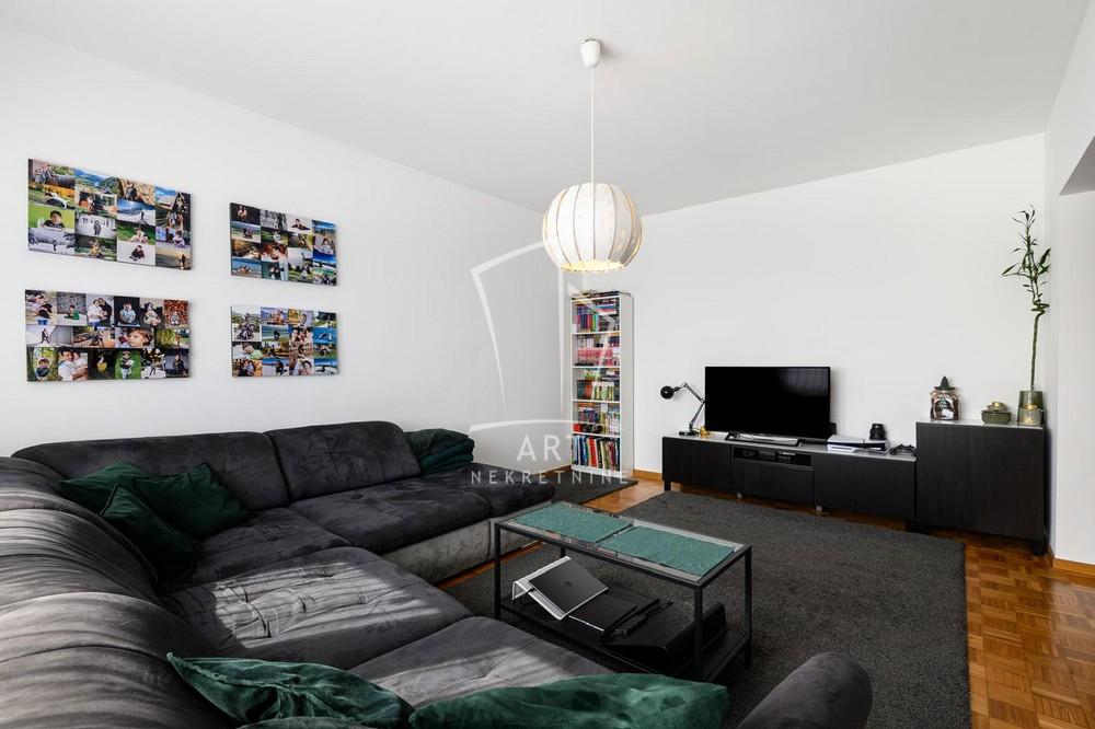 Stan na prodaju u Beogradu, Meandri, dvosoban, 58m2, cena 185000 evra