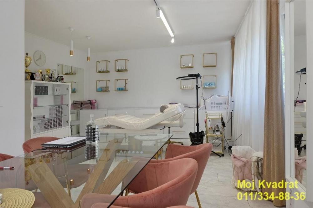 Stan na prodaju u Beogradu, Kalenić pijaca, dvosoban, 53m2, cena 235000 evra