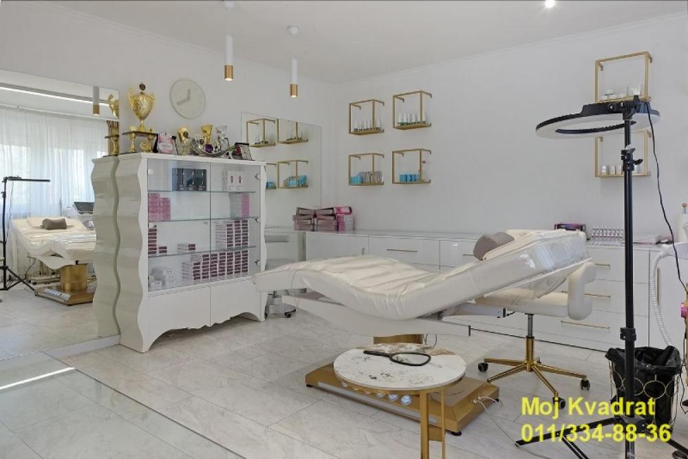 Stan na prodaju u Beogradu, Kalenić pijaca, dvosoban, 53m2, cena 235000 evra