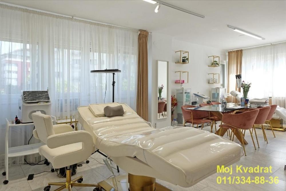 Stan na prodaju u Beogradu, Kalenić pijaca, dvosoban, 53m2, cena 235000 evra