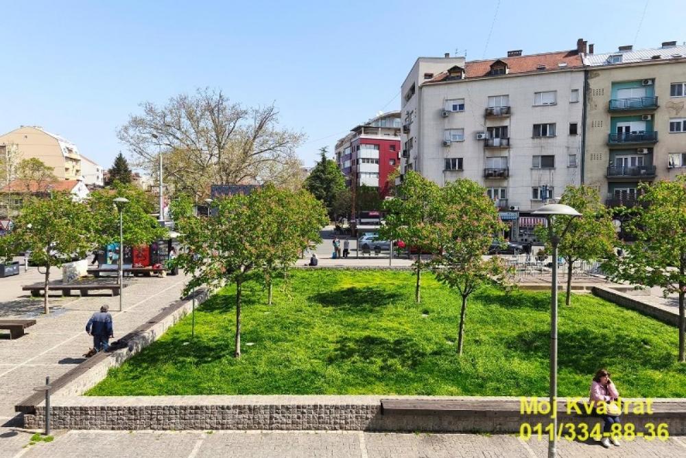 Stan na prodaju u Beogradu, Kalenić pijaca, dvosoban, 53m2, cena 235000 evra