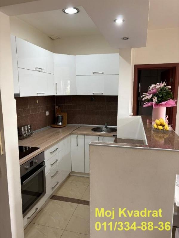 Stan na prodaju u Beogradu, Mirijevo, jednoiposoban, 44m2, cena 120000 evra