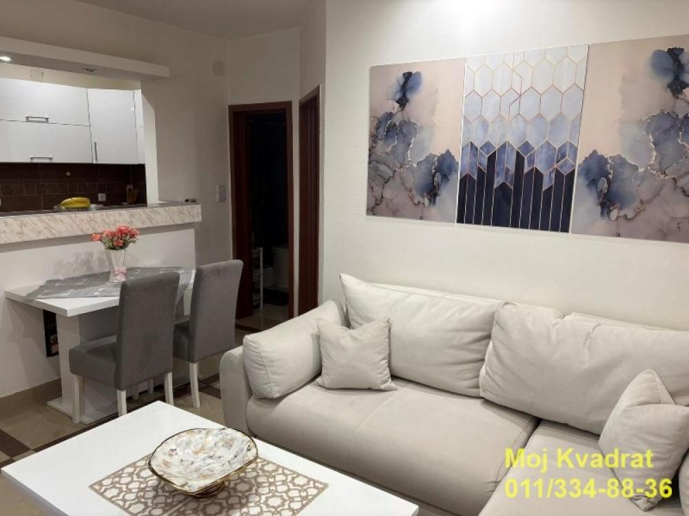 Stan na prodaju u Beogradu, Mirijevo, jednoiposoban, 44m2, cena 120000 evra