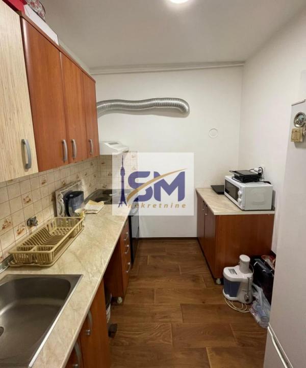 Stan na prodaju u Beogradu, Petlovo brdo, dvoiposoban, 49m2, cena 104000 evra