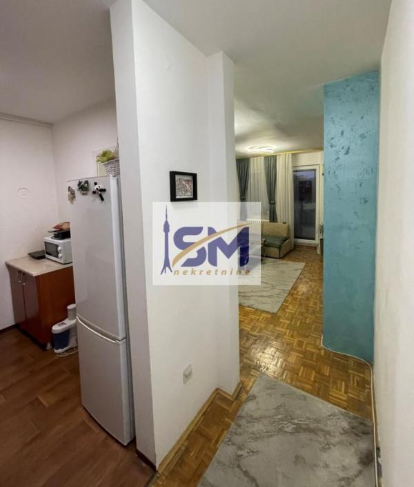 Stan na prodaju u Beogradu, Petlovo brdo, dvoiposoban, 49m2, cena 104000 evra