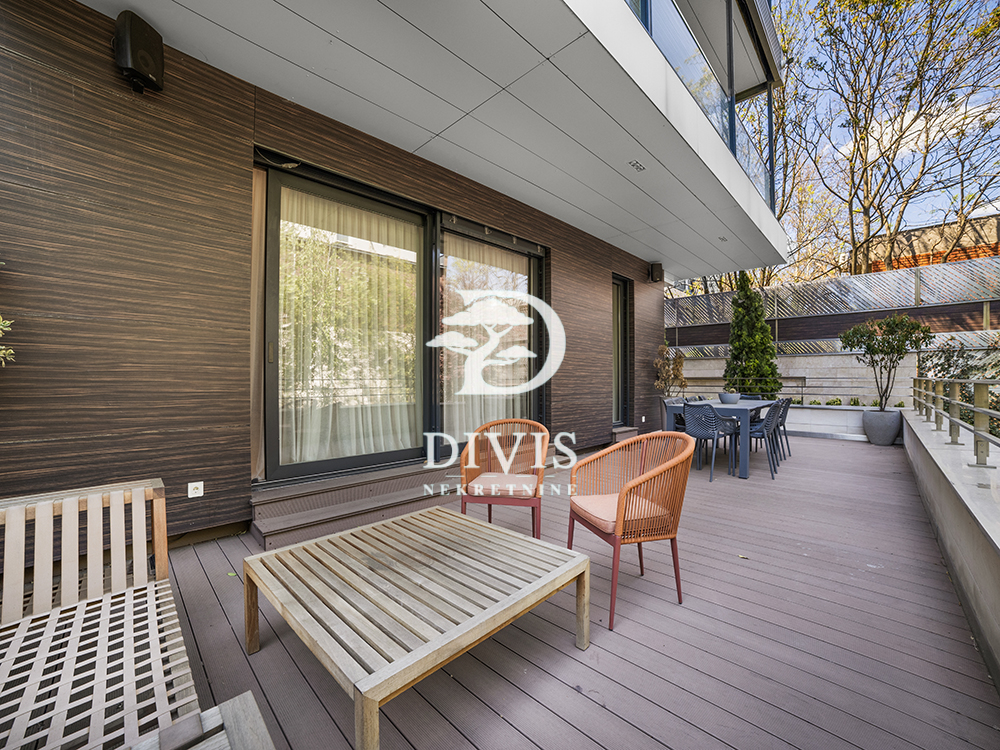 Stan na prodaju u Beogradu, Dedinje, cetvorosoban, 360m2, cena 1700000 evra