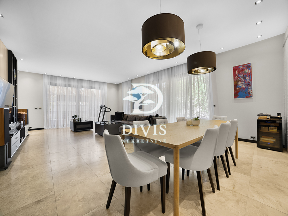 Stan na prodaju u Beogradu, Dedinje, cetvorosoban, 360m2, cena 1700000 evra