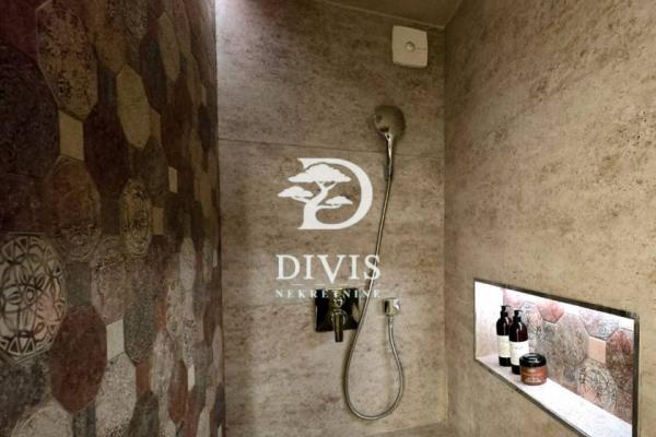 Stan na prodaju u Beogradu, Novi Beograd blok 38 (OŠ Ratko Mitrović), trosoban, 72m2, cena 295000 evra