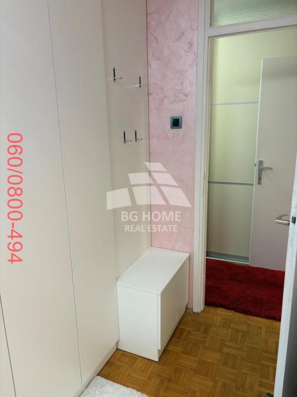 Stan na prodaju u Beogradu, Nova Galenika, trosoban, 73m2, cena 260000 evra