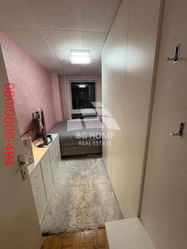 Stan na prodaju u Beogradu, Nova Galenika, trosoban, 73m2, cena 260000 evra