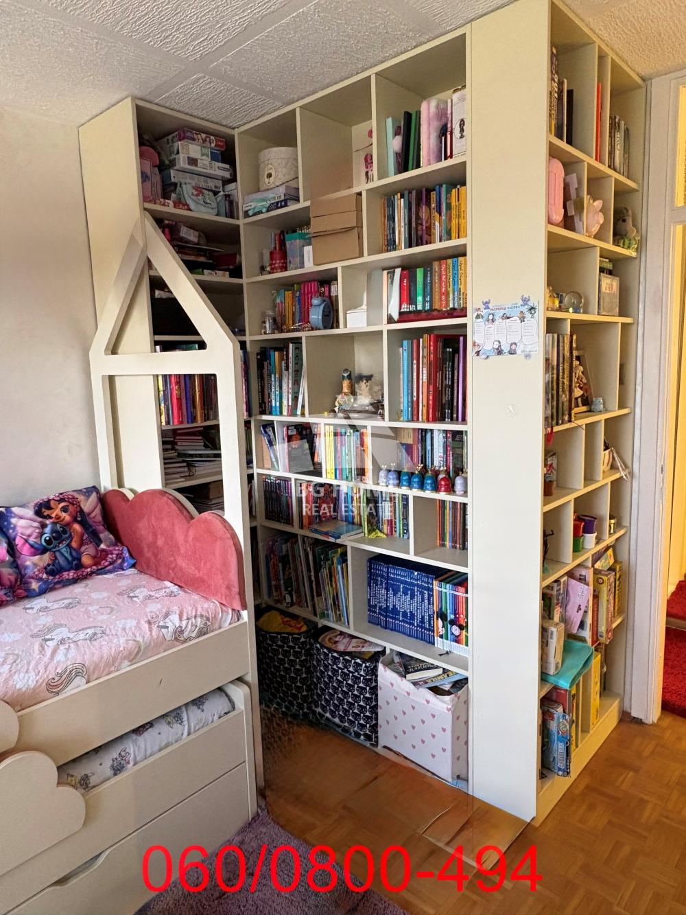 Stan na prodaju u Beogradu, Nova Galenika, trosoban, 73m2, cena 260000 evra