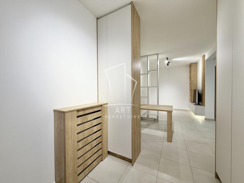 Stan na prodaju u Beogradu, Učiteljsko naselje, 30m2, cena 90000 evra