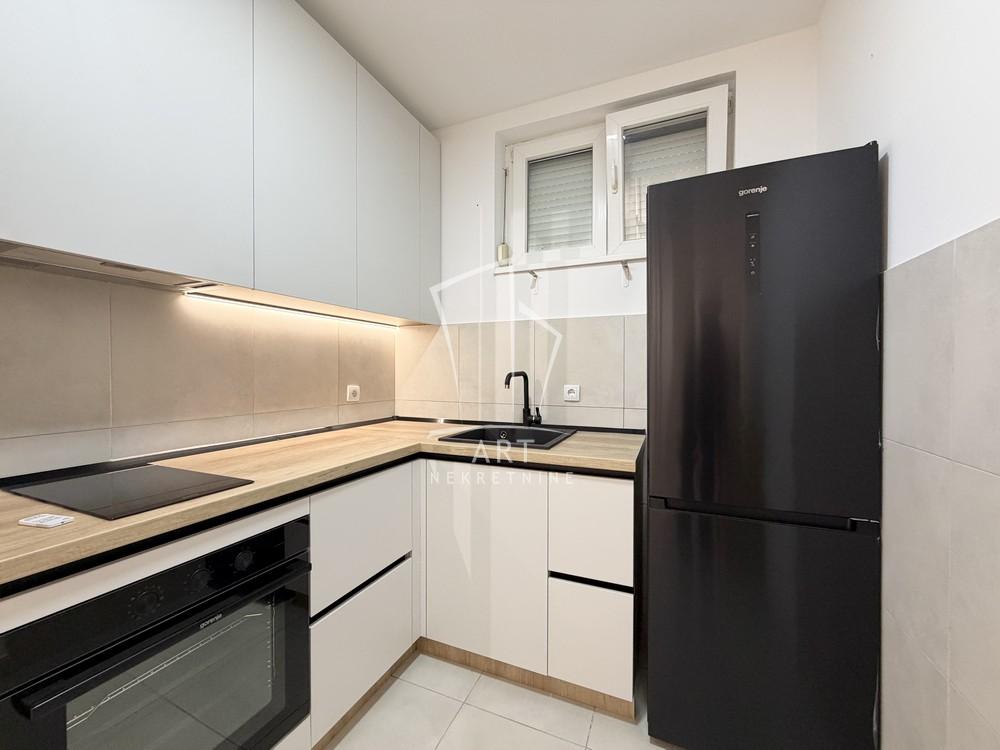 Stan na prodaju u Beogradu, Učiteljsko naselje, 30m2, cena 90000 evra