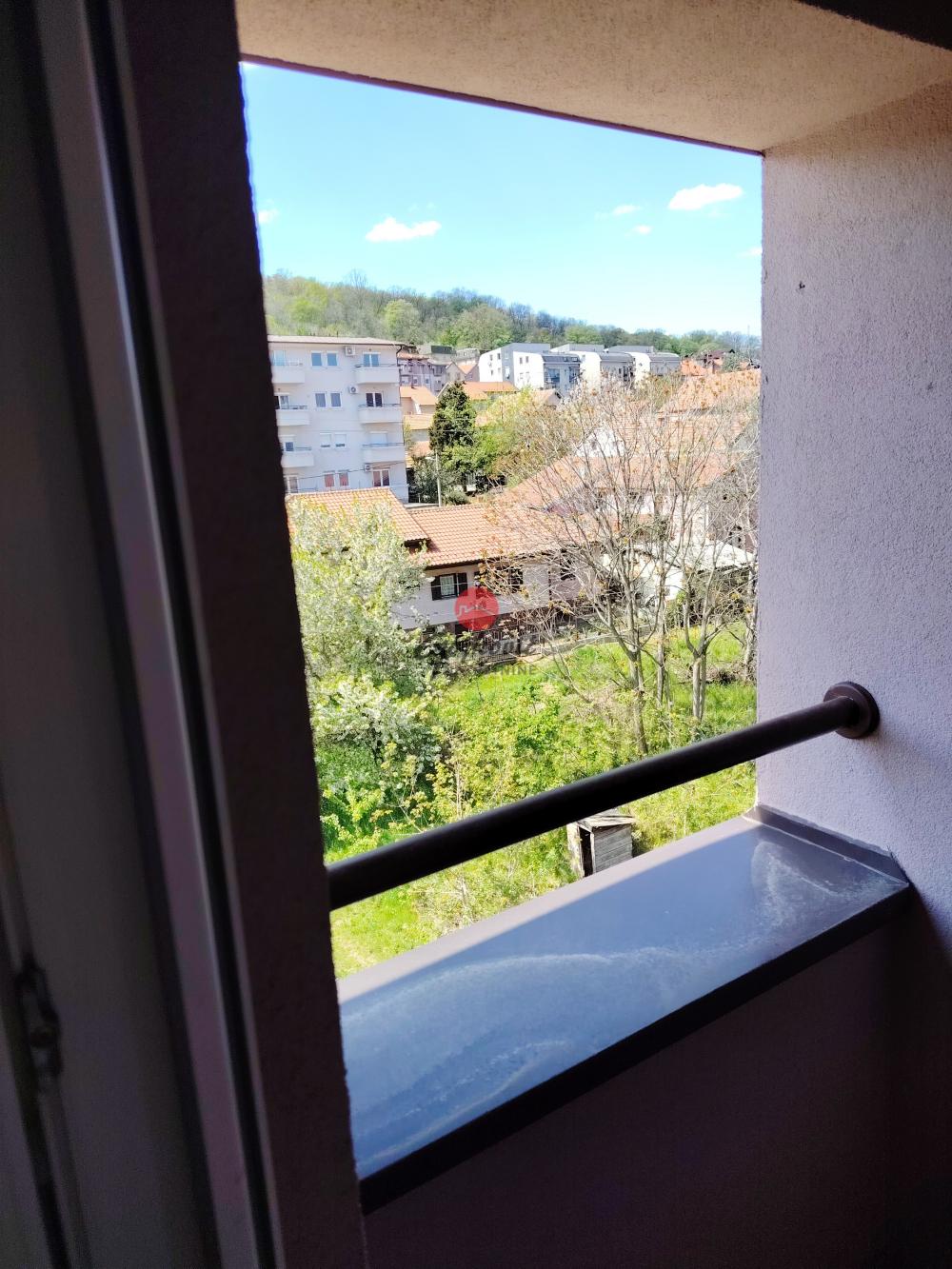 Stan na prodaju u Beogradu, Mirijevo, 100m2, cena 183000 evra