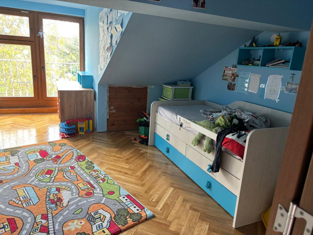 Stan na prodaju u Beogradu, 130m2, cena 398000 evra