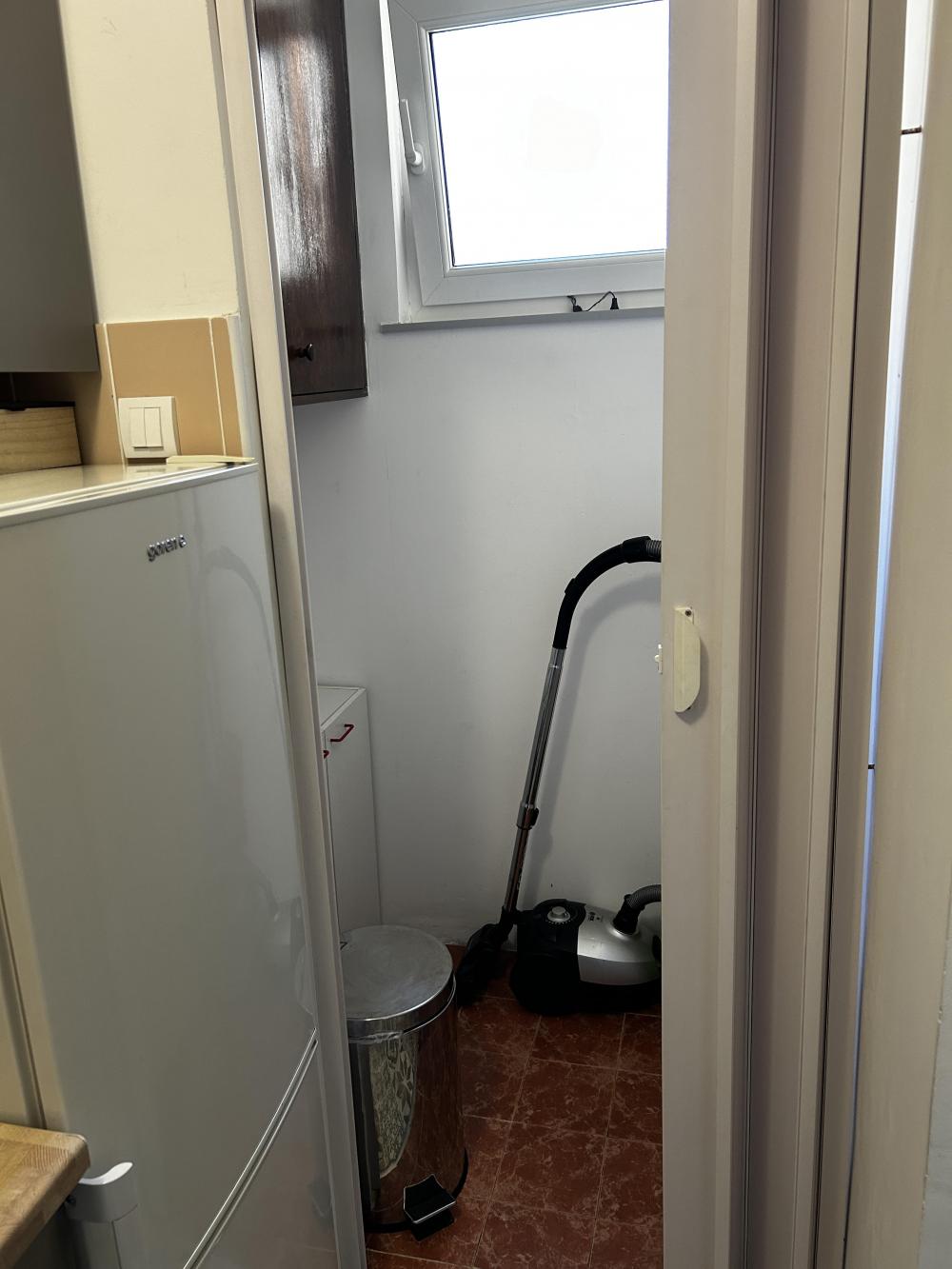 Stan na prodaju u Beogradu, Karaburma, dvosoban, 49m2, cena 149000 evra