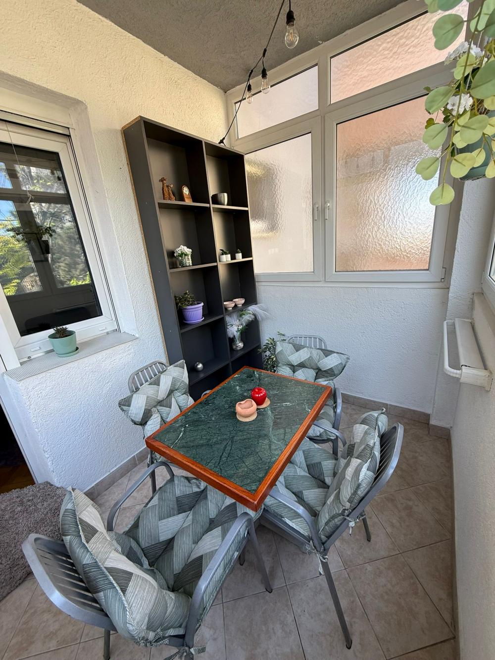 Stan na prodaju u Beogradu, Karaburma, dvosoban, 49m2, cena 149000 evra