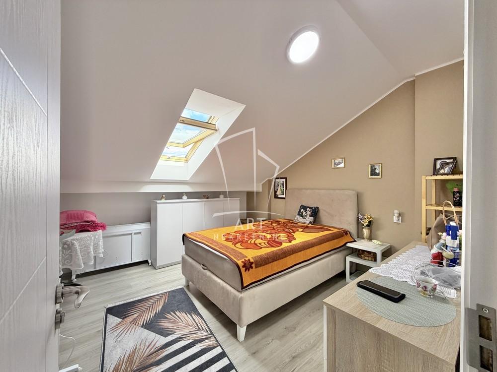 Stan na prodaju u Beogradu, Barajevo, trosoban, 84m2, cena 110000 evra