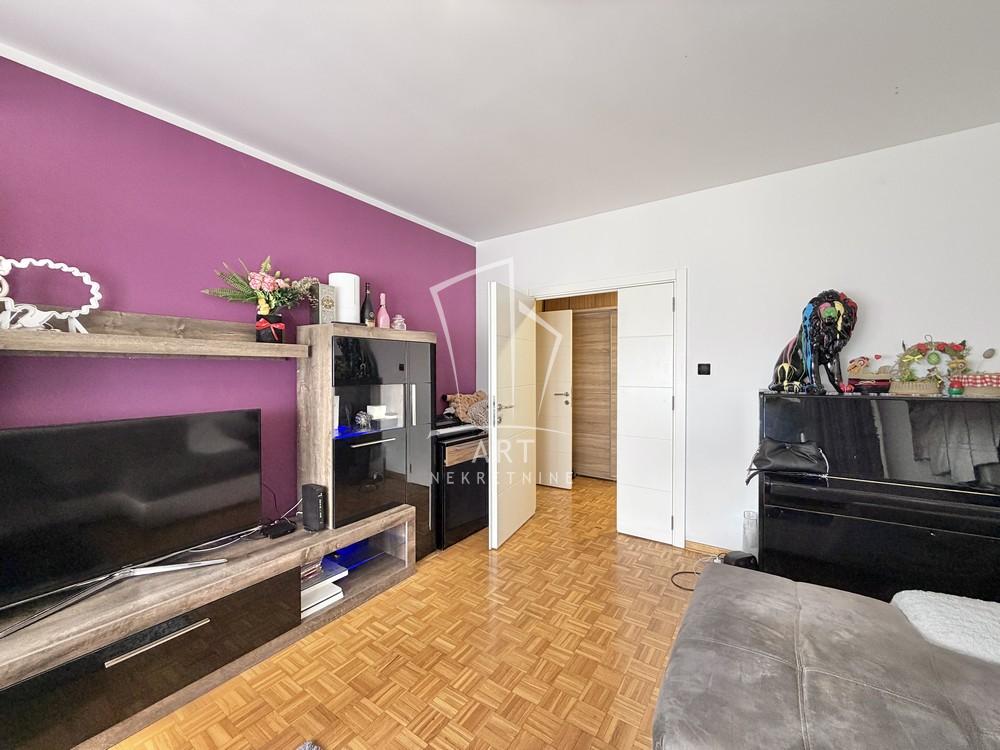 Stan na prodaju u Beogradu, Zvezdara, dvosoban, 58m2, cena 210000 evra