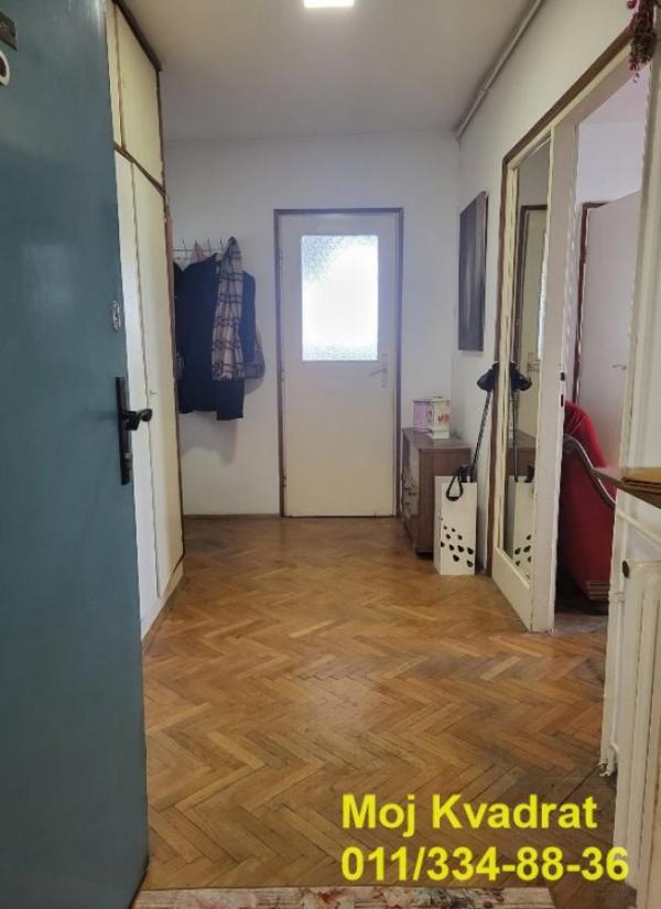 Stan na prodaju u Beogradu, Fontana, dvosoban, 77m2, cena 220000 evra