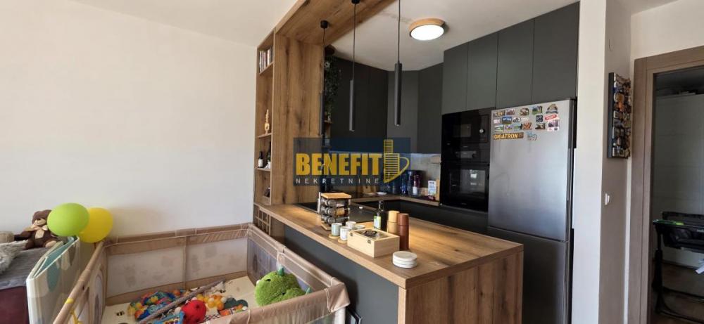 Stan na prodaju u Beogradu, Mirijevo, trosoban, 69m2, cena 208000 evra