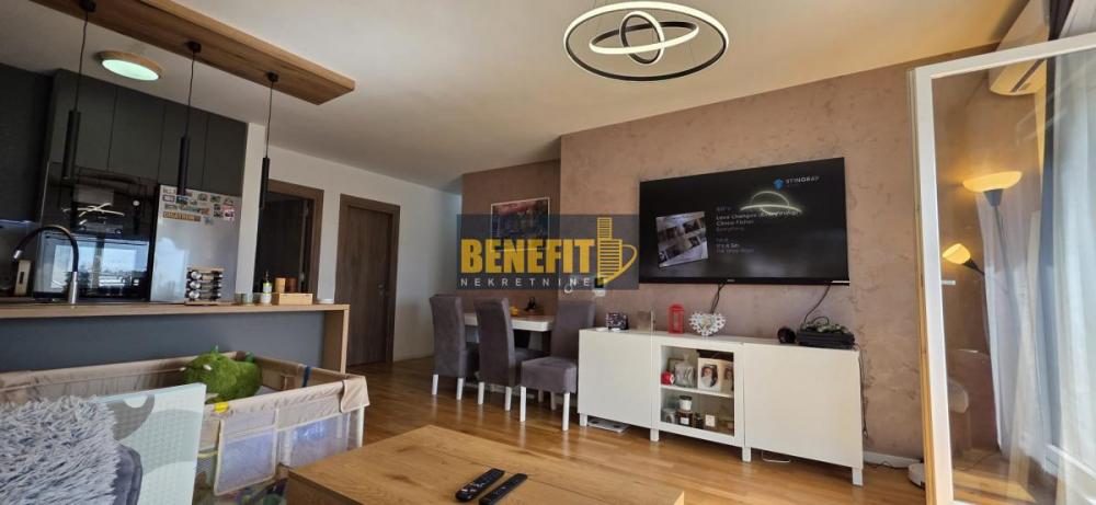 Stan na prodaju u Beogradu, Mirijevo, trosoban, 69m2, cena 208000 evra