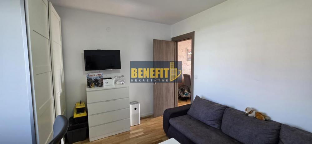 Stan na prodaju u Beogradu, Mirijevo, trosoban, 69m2, cena 208000 evra