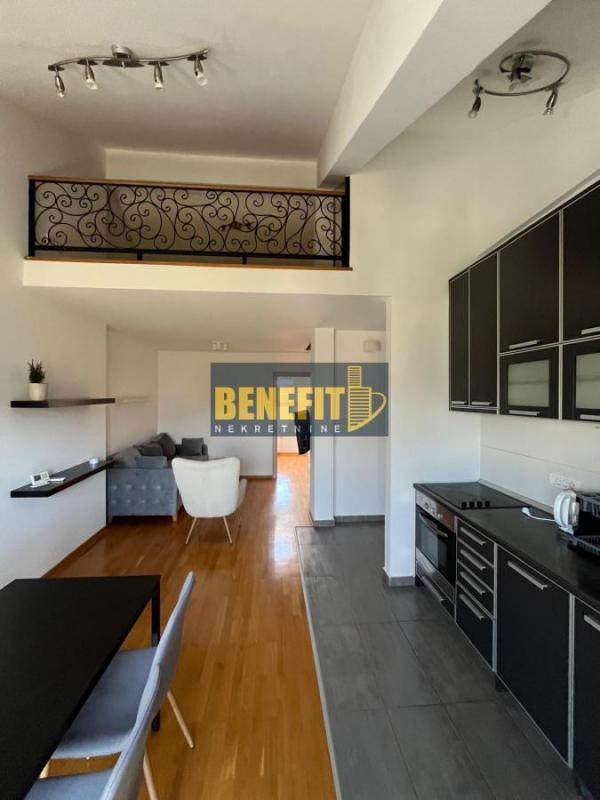 Stan na prodaju u Beogradu, Beograd (centar), trosoban, 58m2, cena 285000 evra