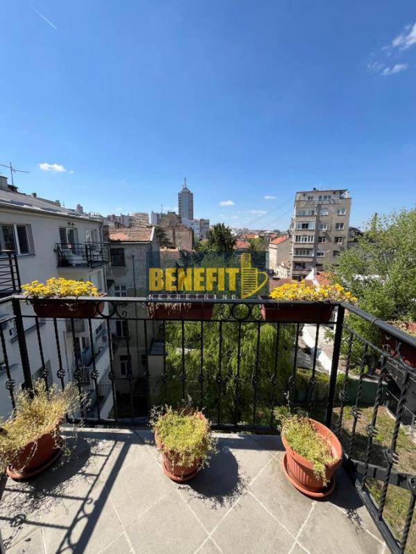 Stan na prodaju u Beogradu, Beograd (centar), trosoban, 58m2, cena 285000 evra