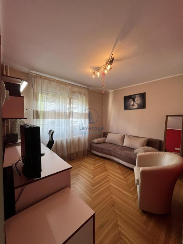 Stan na prodaju u Beogradu, Žarkovo, cetvorosoban, 80m2, cena 255000 evra