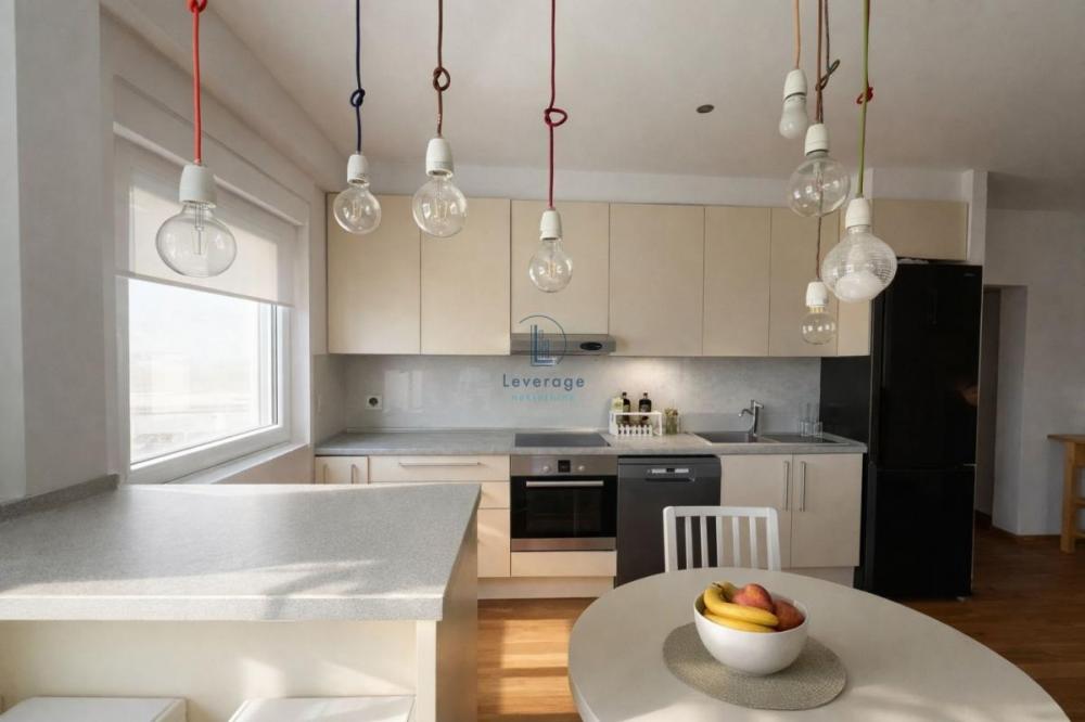 Stan na prodaju u Beogradu, Novi Beograd blok 71, troiposoban, 103m2, cena 338000 evra