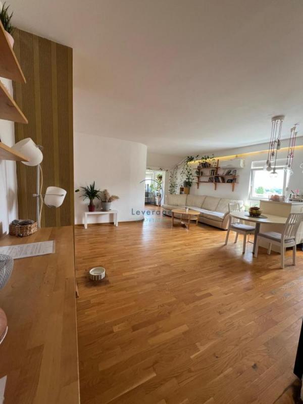 Stan na prodaju u Beogradu, Novi Beograd blok 71, troiposoban, 103m2, cena 338000 evra