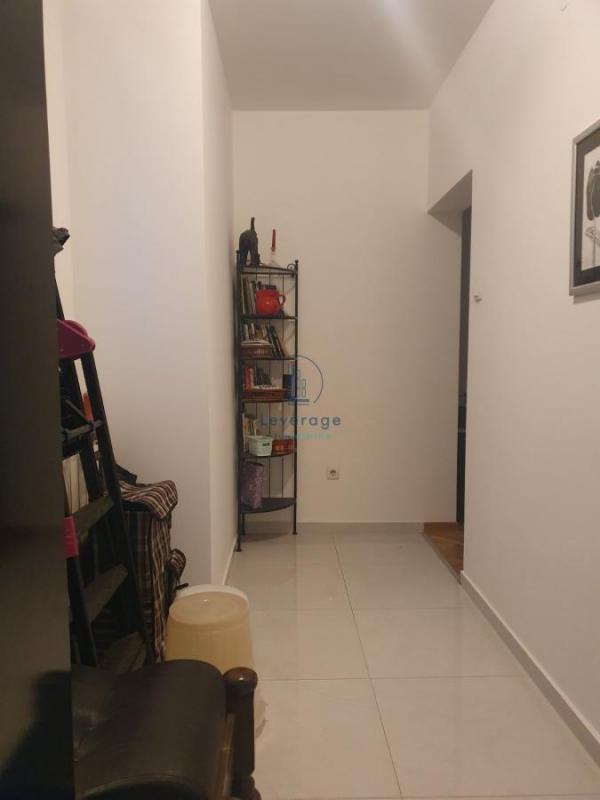 Stan na prodaju u Beogradu, Krunski venac, troiposoban, 76m2, cena 360000 evra