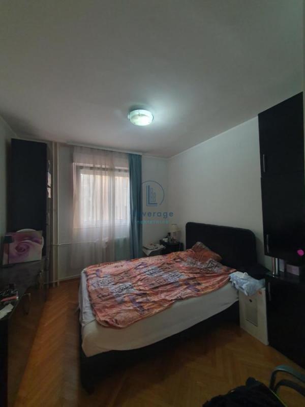 Stan na prodaju u Beogradu, Krunski venac, troiposoban, 76m2, cena 360000 evra