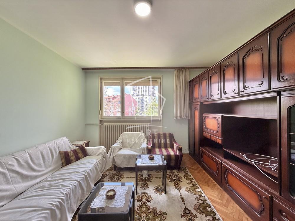 Stan na prodaju u Beogradu, Banovo brdo, dvosoban, 43m2, cena 167000 evra