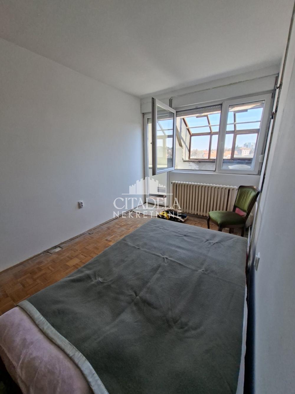 Stan na prodaju u Beogradu, Banjica, cetvorosoban, 118m2, cena 290000 evra