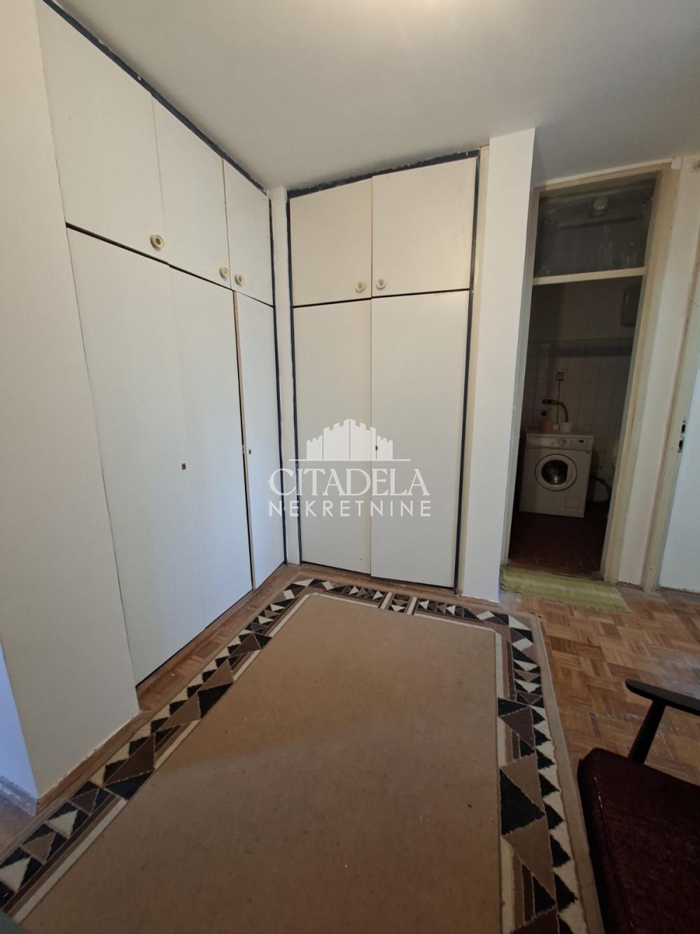 Stan na prodaju u Beogradu, Banjica, cetvorosoban, 118m2, cena 290000 evra