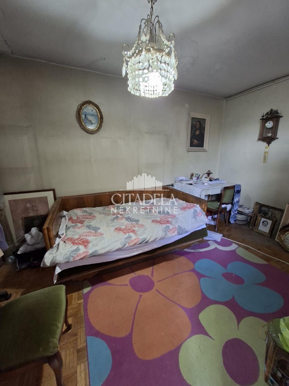 Stan na prodaju u Beogradu, Banjica, cetvorosoban, 118m2, cena 290000 evra