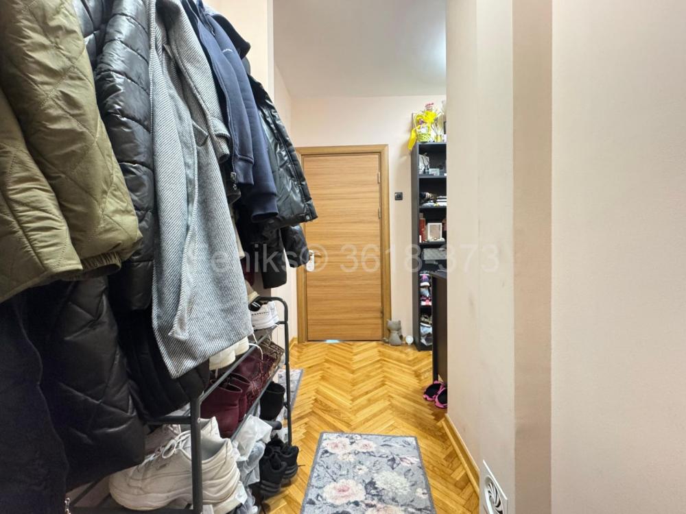 Stan na prodaju u Beogradu, Vračar, trosoban, 84m2, cena 335000 evra