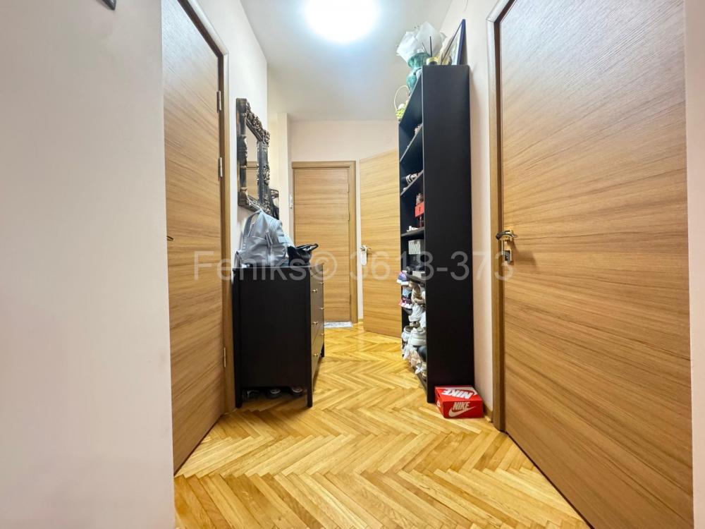 Stan na prodaju u Beogradu, Vračar, trosoban, 84m2, cena 335000 evra