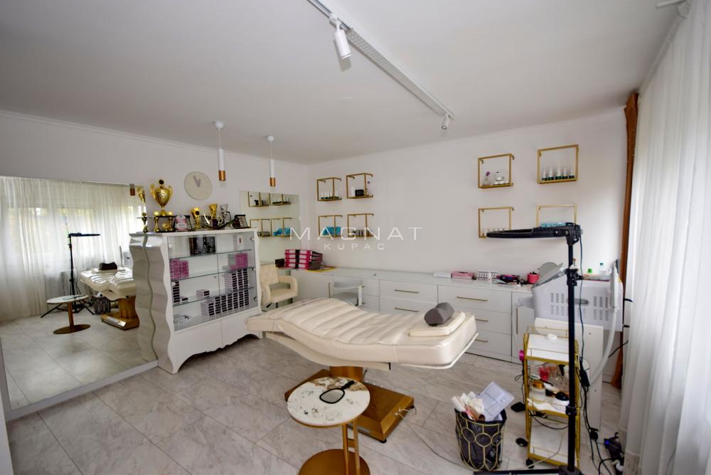 Stan na prodaju u Beogradu, Vračar, dvosoban, 53m2, cena 235000 evra