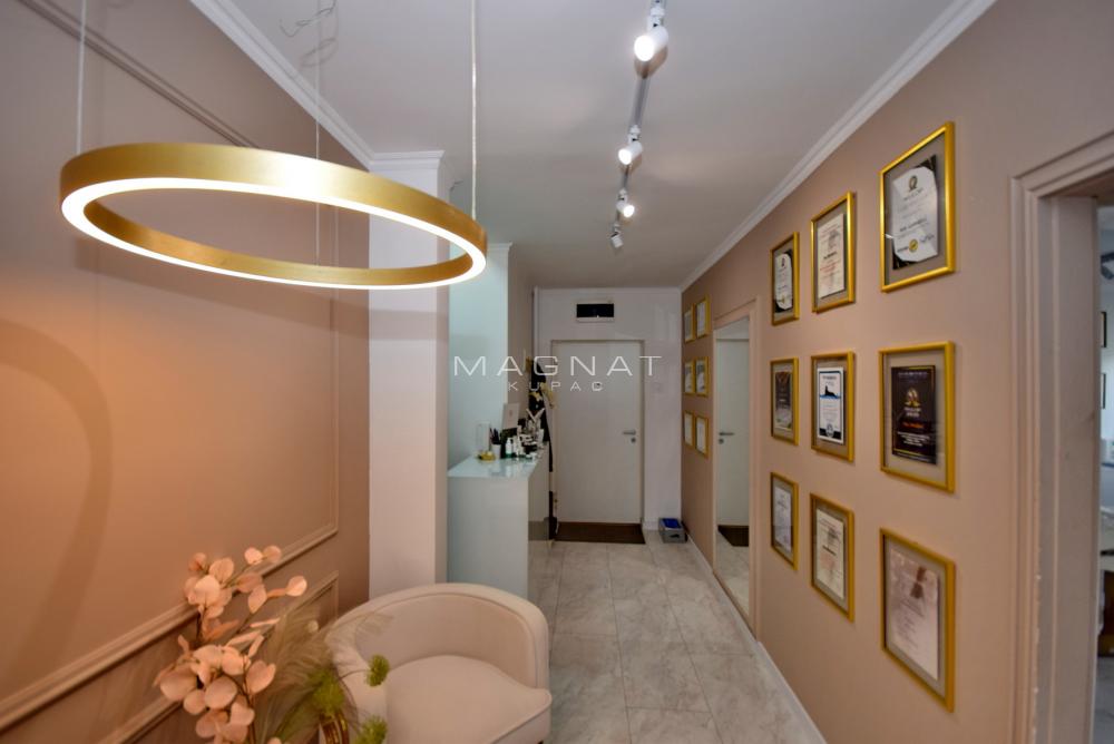 Stan na prodaju u Beogradu, Vračar, dvosoban, 53m2, cena 235000 evra