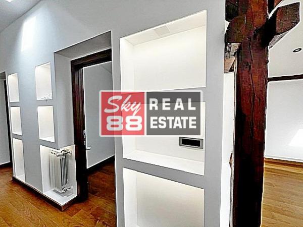 Stan na prodaju u Beogradu, Vračar (Hram), trosoban, 66m2, cena 390000 evra