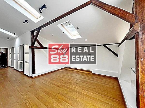 Stan na prodaju u Beogradu, Vračar (Hram), trosoban, 66m2, cena 390000 evra