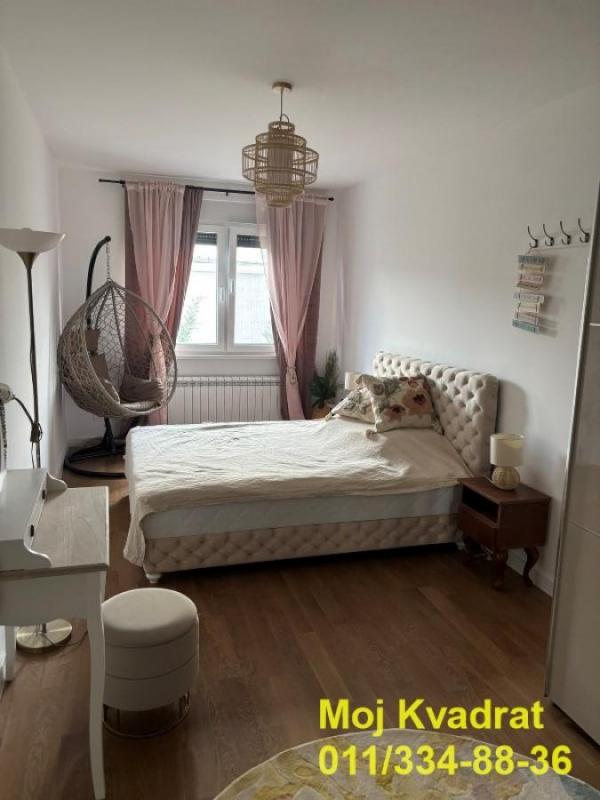 Stan na prodaju u Beogradu, Gornji grad, troiposoban, 95m2, cena 315000 evra