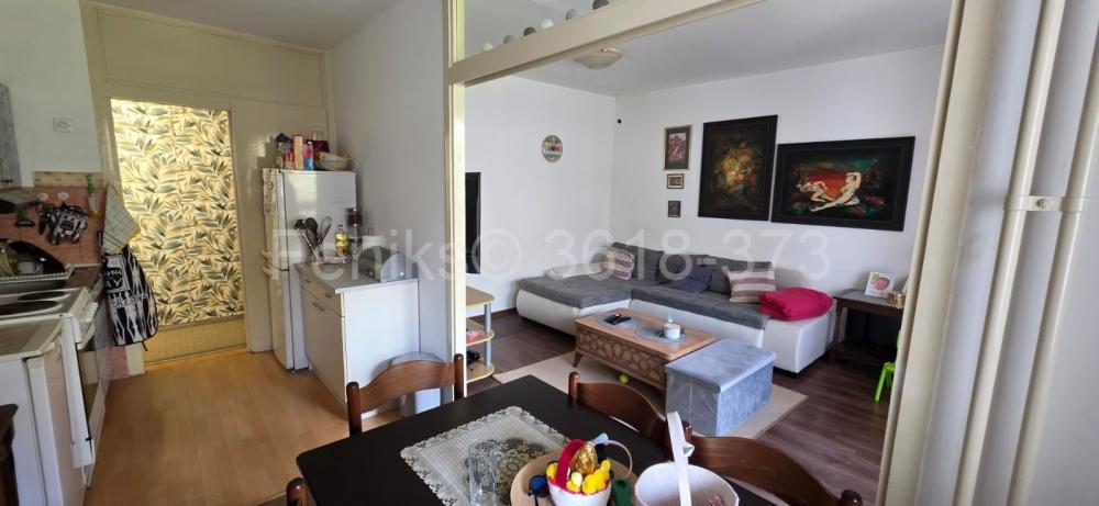 Stan na prodaju u Beogradu, Novi Beograd blok 63, dvoiposoban, 66m2, cena 207000 evra