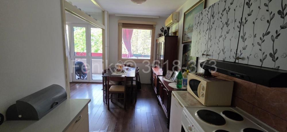 Stan na prodaju u Beogradu, Novi Beograd blok 63, dvoiposoban, 66m2, cena 207000 evra