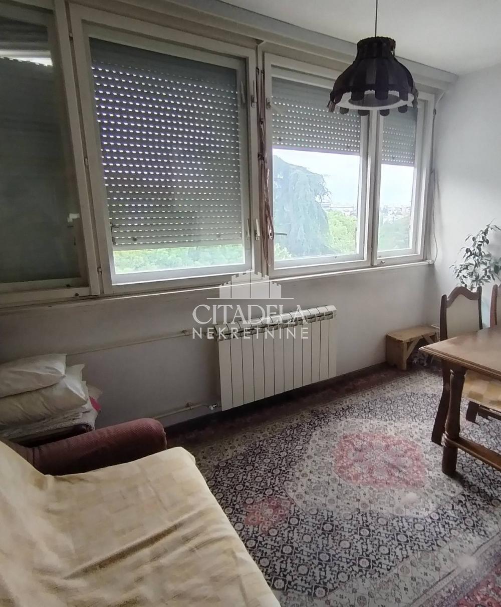 Stan na prodaju u Beogradu, Konjarnik, jednosoban, 38m2, cena 152000 evra